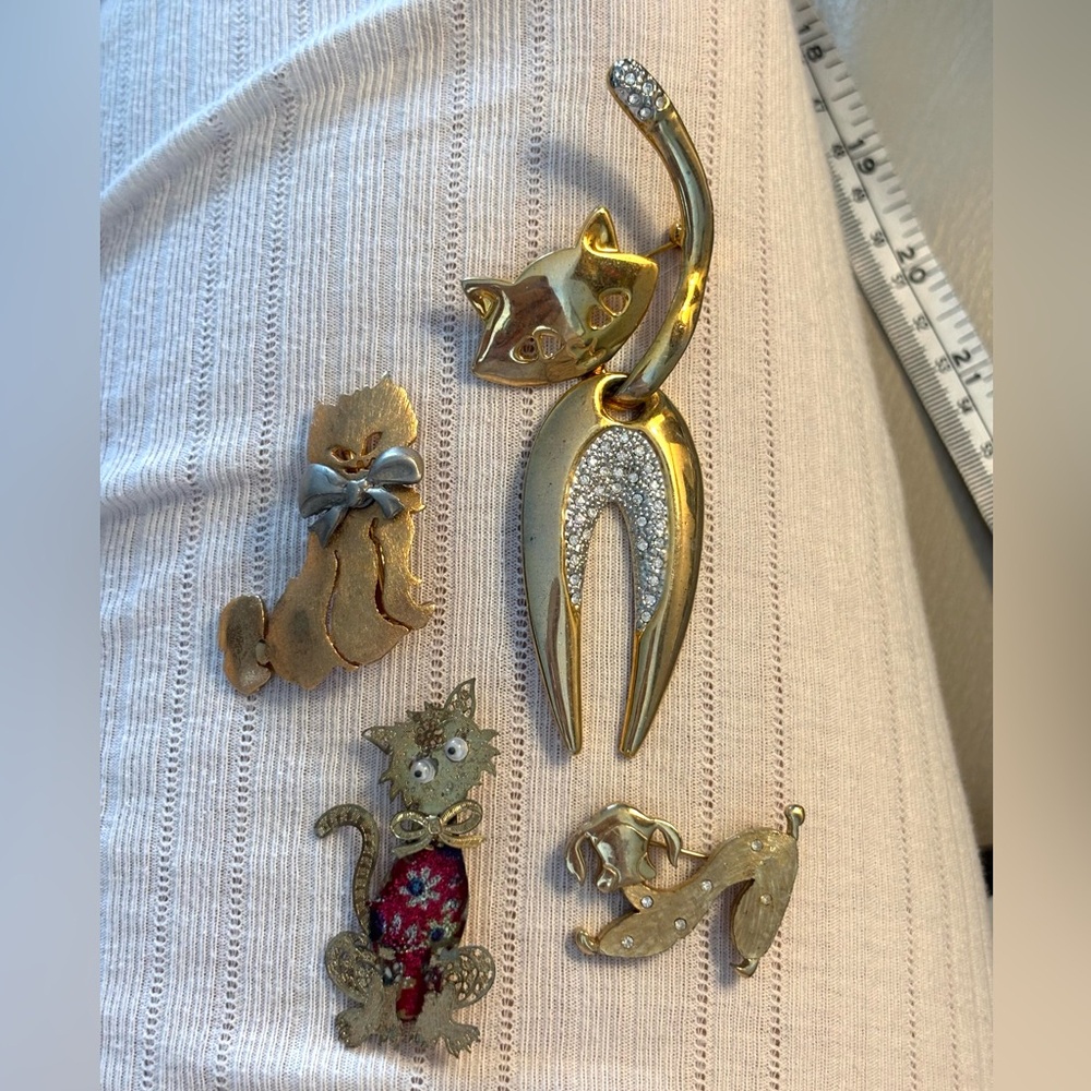 Vintage Cat Brooch, dog brooch, articulated jewelry, animal pins, lapel pin